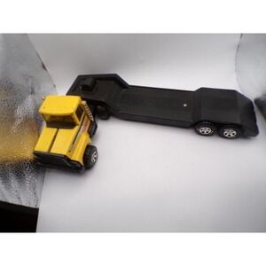 Nilint Yellow Truck and Black Dropdeck Trailer Toy Diecast Vehicle